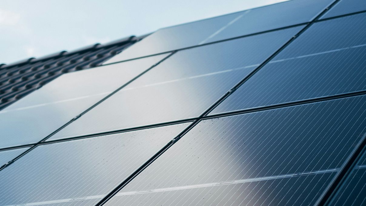 Photovoltaic system on the roof