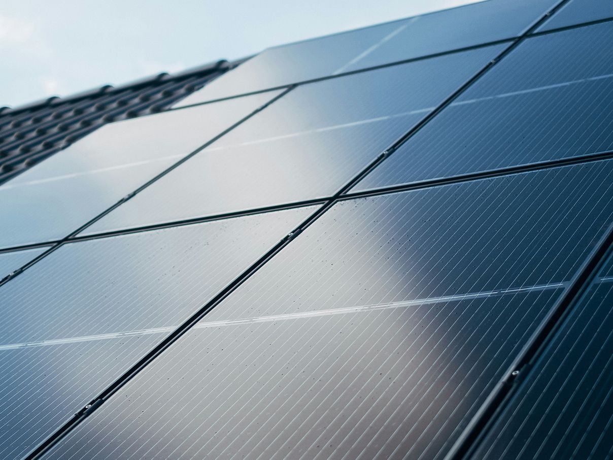 Photovoltaic system on the roof