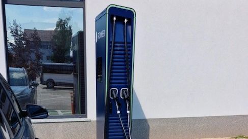 MOON POWER HYC 200-400 Schnellladestation