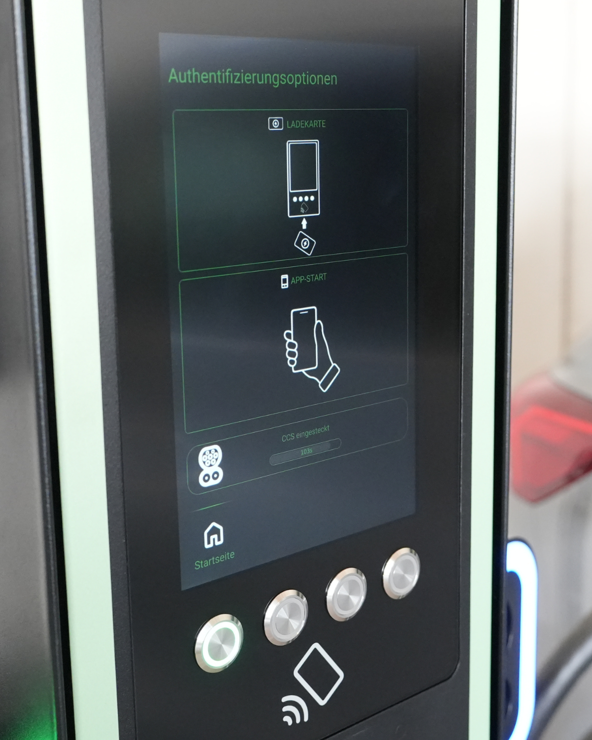 Display and RFID reader of the HYC 1000